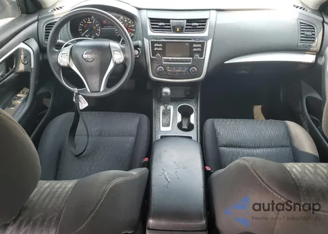 2016 Nissan Altima 2.5 z USA, uszkodzony, nr VIN 1N4AL3AP2GN391695